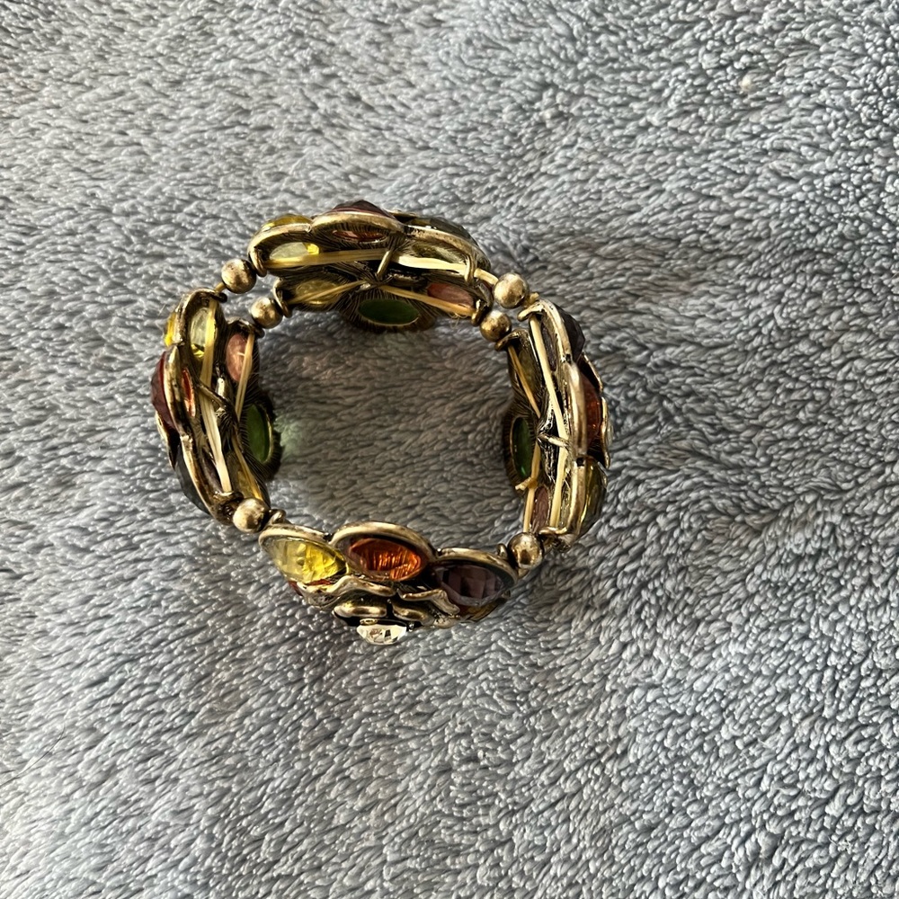 Multi colored bracelet - Picture 8 of 8